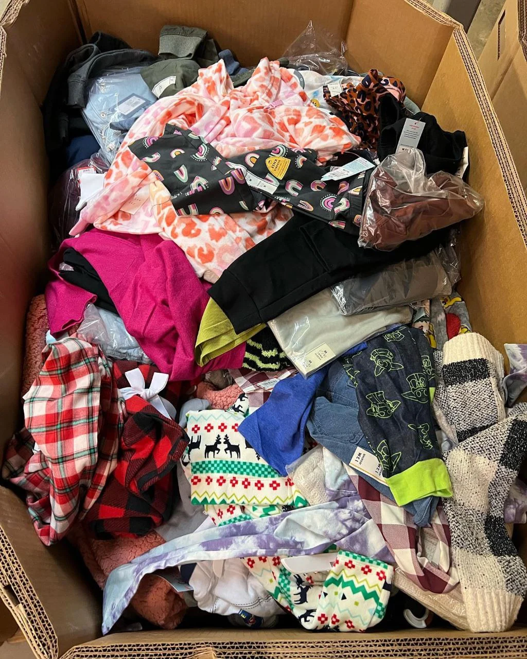 Kids Clothes Pallet - Image 3