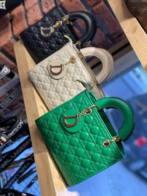 Women Dior Bags Pallets